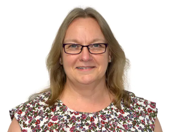 Lorraine Slade
